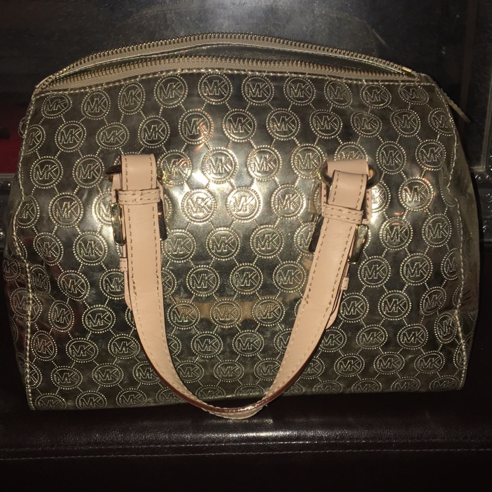 Metallic purse